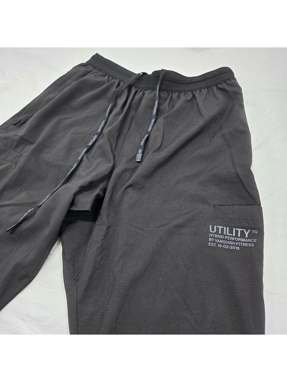 Mens MEDIUM Vanquish Utility Active Pants Black Hybrid Performance Cargo Pockets
